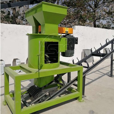 Cow dung manure crushing machine vertical disintegrator in organic fertilizer production line